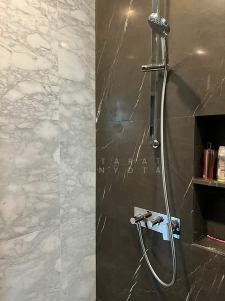 The Monument Thonglor, Bangkok, 998 Thonglor Road, Khlong Tan Nua, Watthana, Bangkok, 2 Bedrooms, 126 sqm, Condo For Sale, by Nattapat Reunyota, 500401942 - DDproperty.com