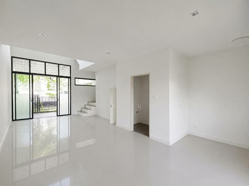 Eco Space Kaset-Nawamin 2, Bangkok, Kaset-Nawamin Road, Khlong Kum, Bueng Kum, Bangkok, 3 Bedrooms, 175 sqm, Townhouse For Sale, by กรกฤตย์ บุญสระ, 500401952 - DDproperty.com
