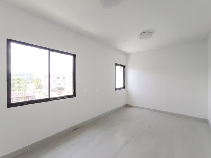 Eco Space Kaset-Nawamin 2, Bangkok, Kaset-Nawamin Road, Khlong Kum, Bueng Kum, Bangkok, 3 Bedrooms, 175 sqm, Townhouse For Sale, by กรกฤตย์ บุญสระ, 500401952 - DDproperty.com