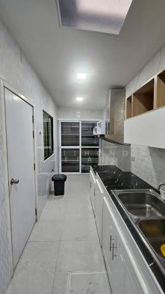 Pruksa Ville 65/1 Srisamarn, Nonthaburi, Pak Kret, Nonthaburi, 3 Bedrooms, 120 sqm, Townhouse For Sale, by Sirithong Saetang, 500401963 - DDproperty.com