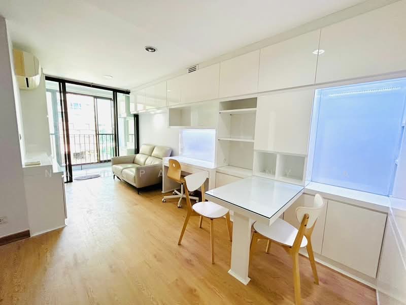 IDEO Blucove Sathorn, Bangkok, 11 Soi Saraphi 3, Krungthonburi Road, Khlong Ton Sai, Khlong San, Bangkok, 2 Bedrooms, 56 sqm, Condo For Sale, by Nattapat Reunyota, 500401969 - DDproperty.com