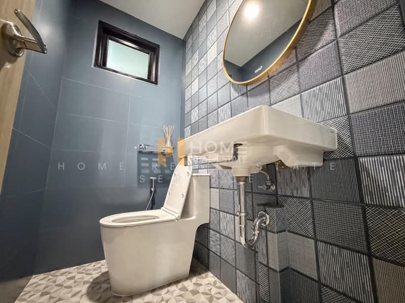 Baan Klang Muang Kalpapruek, Bangkok, Thonburi Court Road, Bang Wa, Phasi Charoen, Bangkok, 3 Bedrooms, 134 sqm, Townhouse For Sale, by HOME Real Estate Service, 500402039 - DDproperty.com