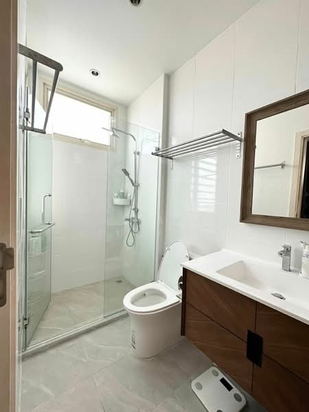 WIND Ratchayothin, Bangkok, 238 Ratchadaphisek Road, Lat Yao, Chatuchak, Bangkok, 1 Bedroom, 47 sqm, Condo For Sale, by Nattapat Reunyota, 500402186 - DDproperty.com