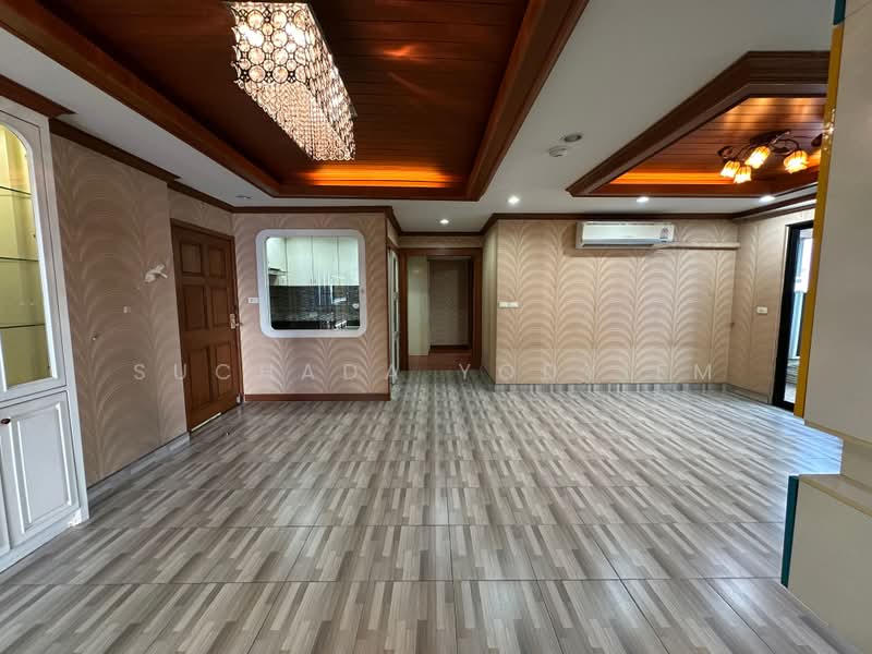 Siphaya River View Condominium : สี่พระยา ริเวอร์วิว คอนโดมิเนียม, กรุงเทพ, 108 ถนน โยธา, ตลาดน้อย, สัมพันธวงศ์, กรุงเทพ, 124 ตร.ม., คอนโด ขาย, โดย Suchada Yodyiem, 500402189 - DDproperty.com
