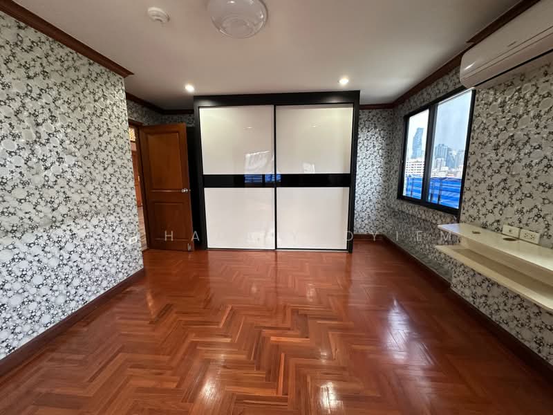 Siphaya River View Condominium : สี่พระยา ริเวอร์วิว คอนโดมิเนียม, กรุงเทพ, 108 ถนน โยธา, ตลาดน้อย, สัมพันธวงศ์, กรุงเทพ, 124 ตร.ม., คอนโด ขาย, โดย Suchada Yodyiem, 500402189 - DDproperty.com