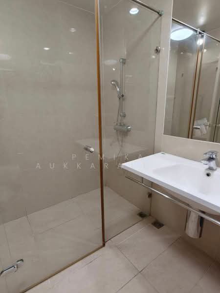 Baan Sathorn Chao Phraya, Bangkok, 931 Charoen Nakhon 15 A Alley, Khlong Ton Sai, Khlong San, Bangkok, Studio, 43 sqm, Condo For Sale, by Pemika Aukkaraleekul, 500402203 - DDproperty.com