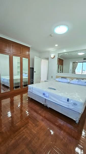 Siphaya River View Condominium, Bangkok, 108 Yotha Road, Talat Noi, Samphanthawong, Bangkok, 2 Bedrooms, 64 sqm, Condo For Rent, by Boonraksa Sopak, 500402210 - DDproperty.com