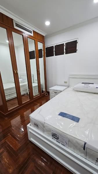 Siphaya River View Condominium, Bangkok, 108 Yotha Road, Talat Noi, Samphanthawong, Bangkok, 2 Bedrooms, 64 sqm, Condo For Rent, by Boonraksa Sopak, 500402210 - DDproperty.com