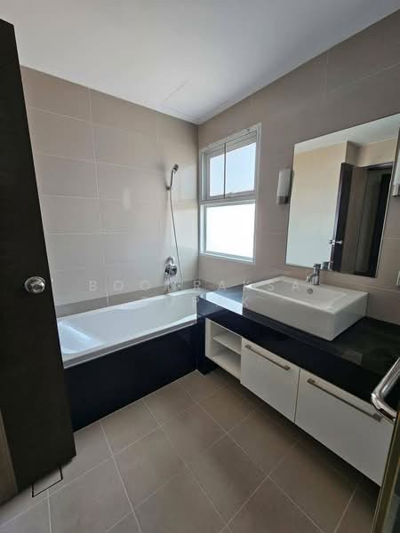 Supalai River Resort, Bangkok, 99 Charoennakhon Road, Samlae, Thon Buri, Bangkok, 3 Bedrooms, 180 sqm, Condo For Rent, by Boonraksa Sopak, 500402276 - DDproperty.com