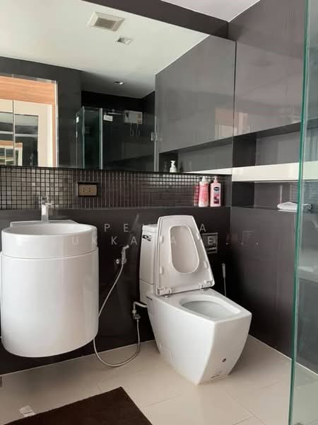 Rhythm Sathorn, Bangkok, 141 Soi Sathorn 21, Yan Nawa, Sathon, Bangkok, 2 Bedrooms, 64 sqm, Condo For Sale, by Pemika Aukkaraleekul, 500402288 - DDproperty.com