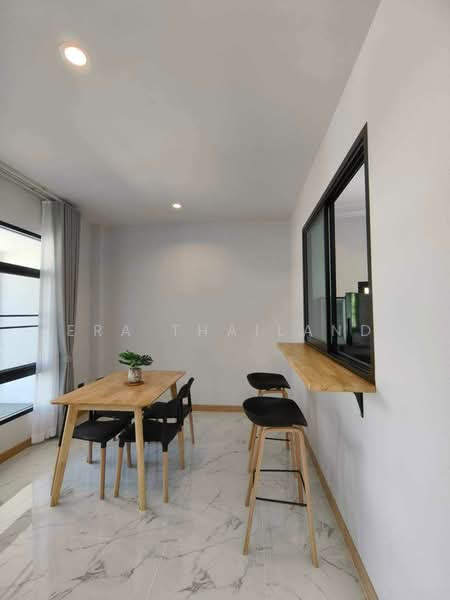บ้านให้เช่า 3ห้องนอน โซนหางดง กาดฝรั่ง รับสัตว์เลี้ยง, Chiang Mai, Ban Waen, Hang Dong, Chiang Mai, 3 Bedrooms, 150 sqm, Single Detached House For Rent, by ERA Thailand, 500402371 - DDproperty.com