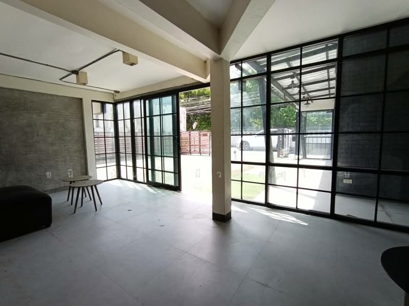 พื้นที่ให้เช่า BTS พร้อมพงษ์ 75-439 ตรม, กรุงเทพ, Sukhumvit, คลองตันเหนือ, วัฒนา, กรุงเทพ, 89 ตร.ม., พื้นที่ขายของ ให้เช่า, โดย ชนิจนันท์ มีวงศ์อุโฆษ, 500402390 - DDproperty.com