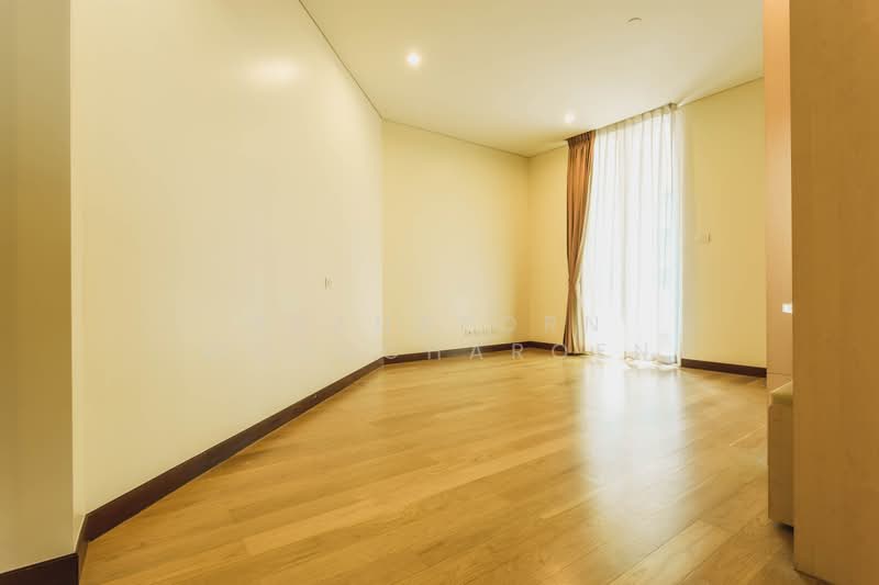The Park Chidlom, Bangkok, 1 Petchaburi Road, Pathum Wan, Bangkok, 3 Bedrooms, 258 sqm, Condo For Rent, by Thanaporn Wongcharoen, 500402393 - DDproperty.com