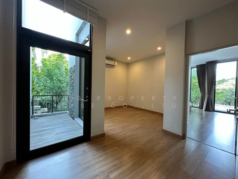 Baan Klang Muang Classe Ekkamai-Ramintra, Bangkok, Sukhonthasawat Road, Lat Phrao, Bangkok, 4 Bedrooms, 241 sqm, Single Detached House For Rent, by NTG Property House Co.,Ltd., 500402402 - DDproperty.com