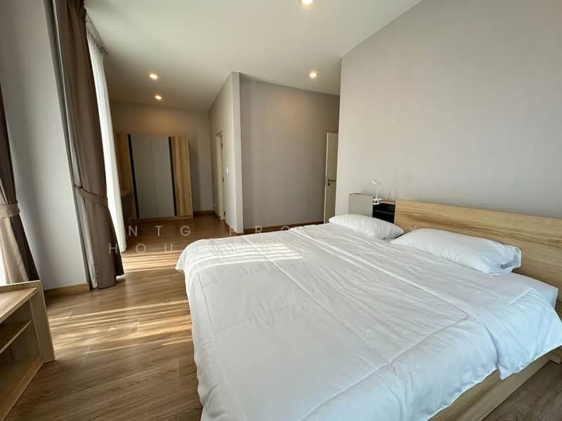 Baan Klang Muang Classe Ekkamai-Ramintra, Bangkok, Sukhonthasawat Road, Lat Phrao, Bangkok, 4 Bedrooms, 241 sqm, Single Detached House For Rent, by NTG Property House Co.,Ltd., 500402402 - DDproperty.com