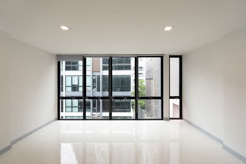 Samyan Business Town, Bangkok, พระราม4, Maha Phrutharam, Bang Rak, Bangkok, , 340 sqm, Office Space For Rent, by Roongrat Maitreejittawon, 500402513 - DDproperty.com