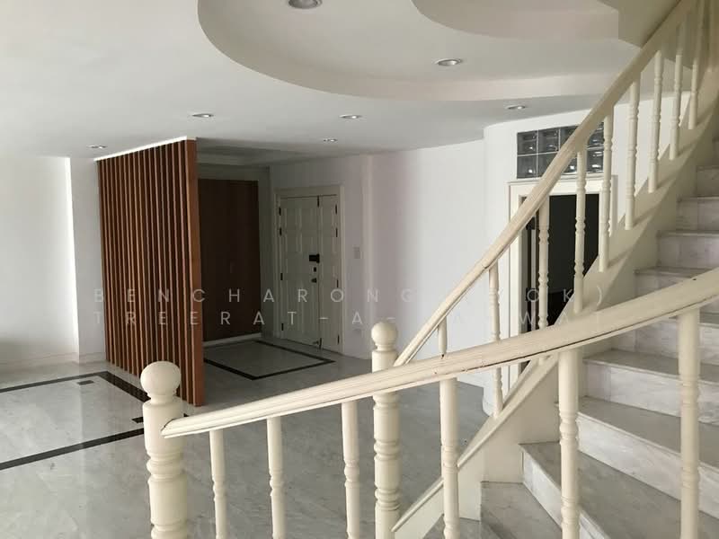 Thana Tower, Bangkok, Charan Sanit Wong, Bang Yi Khan, Bang Phlat, Bangkok, 3 Bedrooms, 314 sqm, Condo For Rent, by Bencharong (Yok) Treerat-a-na-wat, 500402555 - DDproperty.com