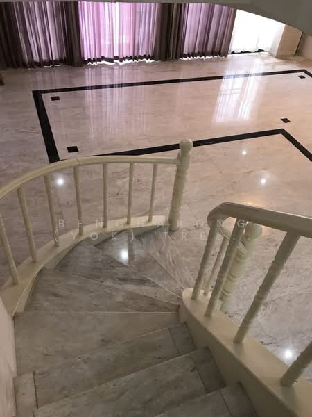 Thana Tower, Bangkok, Charan Sanit Wong, Bang Yi Khan, Bang Phlat, Bangkok, 3 Bedrooms, 314 sqm, Condo For Rent, by Bencharong (Yok) Treerat-a-na-wat, 500402555 - DDproperty.com