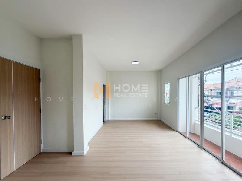 หมู่บ้านมณฑล 8, Bangkok, Bang Kae Nua, Bang Khae, Bangkok, 3 Bedrooms, 134 sqm, Semi-Detached House (Twin House) For Sale, by HOME Real Estate Service, 500402637 - DDproperty.com
