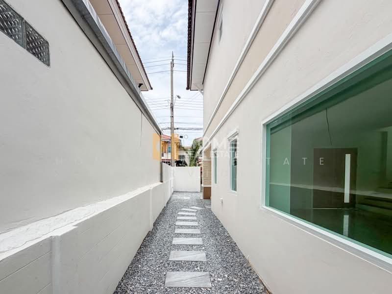 หมู่บ้านมณฑล 8, Bangkok, Bang Kae Nua, Bang Khae, Bangkok, 3 Bedrooms, 134 sqm, Semi-Detached House (Twin House) For Sale, by HOME Real Estate Service, 500402637 - DDproperty.com