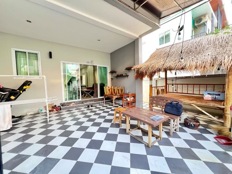 อุ่นไอรัก หนองไม้แดง-อมตะ, Chon Buri (Pattaya), Nong Mai Daeng, Muang Chon Buri, Chon Buri (Pattaya), 3 Bedrooms, 100 sqm, Townhouse For Sale, by The Best Property ตุ๊กตา, 500402643 - DDproperty.com
