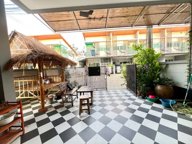 อุ่นไอรัก หนองไม้แดง-อมตะ, Chon Buri (Pattaya), Nong Mai Daeng, Muang Chon Buri, Chon Buri (Pattaya), 3 Bedrooms, 100 sqm, Townhouse For Sale, by The Best Property ตุ๊กตา, 500402643 - DDproperty.com