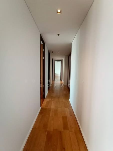The Lakes, Bangkok, 123 Ratchadaphisek Road, Khlong Toei, Bangkok, 3 Bedrooms, 142 sqm, Condo For Rent, by Boonraksa Sopak, 500402661 - DDproperty.com