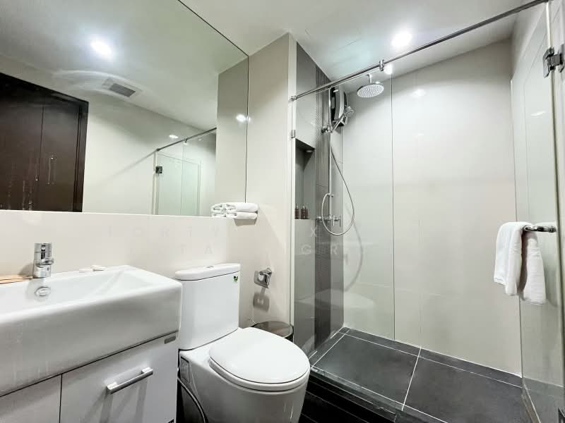 Rhythm Sathorn-Narathiwas, Bangkok, 651 Naradhiwas Rajanagarindra Road, Thung Maha Mek, Sathon, Bangkok, 1 Bedroom, 40 sqm, Condo For Rent, by Forty-Six Real Estate Group, 500402674 - DDproperty.com