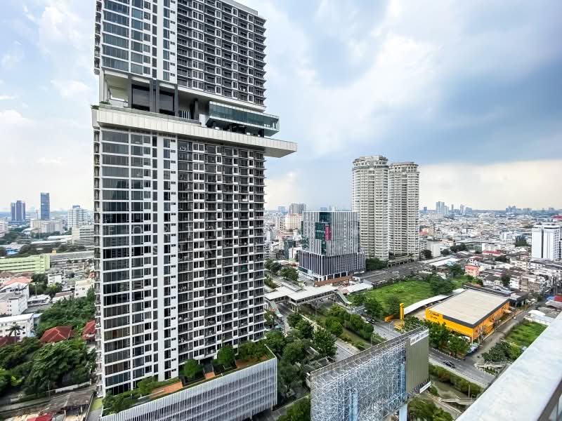 Rhythm Sathorn-Narathiwas, Bangkok, 651 Naradhiwas Rajanagarindra Road, Thung Maha Mek, Sathon, Bangkok, 1 Bedroom, 40 sqm, Condo For Rent, by Forty-Six Real Estate Group, 500402674 - DDproperty.com