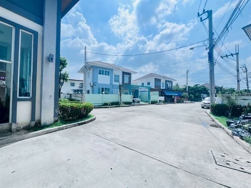 ลลิลทาวน์ แลนซีโอ คริป เทพารักษ์ - ตำหรุ Lalin Town Lanceo CRIB Teparak - Tamru, สมุทรปราการ, 97/1 Soi Rattana Chok 6, บางพลีใหญ่, บางพลี, สมุทรปราการ, 139 ตร.ม., บ้านเดี่ยว ขาย, โดย คุณ พัทธ์ธีรา เจริญธรรม (พัท), 500402709 - DDproperty.com
