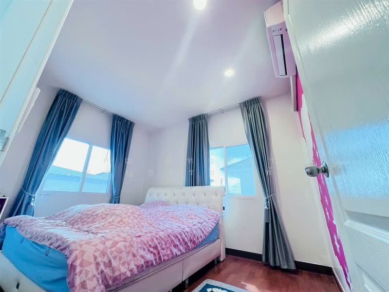 ลลิลทาวน์ แลนซีโอ คริป เทพารักษ์ - ตำหรุ Lalin Town Lanceo CRIB Teparak - Tamru, สมุทรปราการ, 97/1 Soi Rattana Chok 6, บางพลีใหญ่, บางพลี, สมุทรปราการ, 139 ตร.ม., บ้านเดี่ยว ขาย, โดย คุณ พัทธ์ธีรา เจริญธรรม (พัท), 500402709 - DDproperty.com