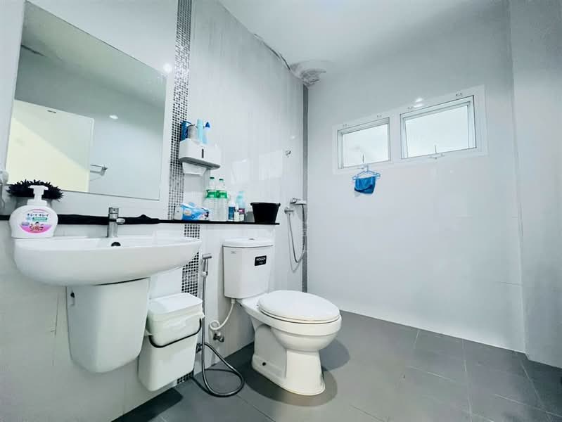 Lalin Town Lanceo CRIB Teparak - Tamru, Samut Prakan, 97/1 Soi Rattana Chok 6, Bangphli Yai, Bang Plee, Samut Prakan, 3 Bedrooms, 139 sqm, Single Detached House For Sale, by คุณ พัทธ์ธีรา เจริญธรรม (พัท), 500402709 - DDproperty.com