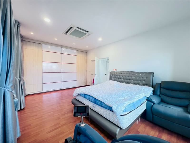 ลลิลทาวน์ แลนซีโอ คริป เทพารักษ์ - ตำหรุ Lalin Town Lanceo CRIB Teparak - Tamru, สมุทรปราการ, 97/1 Soi Rattana Chok 6, บางพลีใหญ่, บางพลี, สมุทรปราการ, 139 ตร.ม., บ้านเดี่ยว ขาย, โดย คุณ พัทธ์ธีรา เจริญธรรม (พัท), 500402709 - DDproperty.com