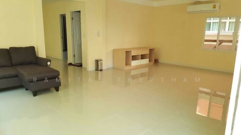 บ้าน 4-ห้องนอน, กรุงเทพ, จอมพล, จตุจักร, กรุงเทพ, 220 ตร.ม., บ้านเดี่ยว ให้เช่า, โดย Ramita Theptham, 500402718 - DDproperty.com