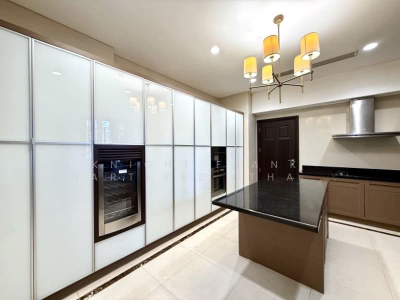 Baan Sukhumvit 18, Bangkok, Khlong Toei, Khlong Toei, Bangkok, 4 Bedrooms, 675 sqm, Single Detached House For Rent, by Knight Frank Chartered (Thailand) Co.,Ltd, 500402749 - DDproperty.com