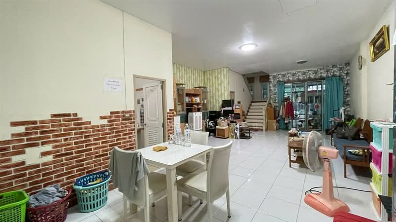 Rungkit Grand Vista : รุ่งกิจ แกรนด์ วิสต้า, กรุงเทพ, ถนนหทัยราษฏร์, มีนบุรี, กรุงเทพ, 127 ตร.ม., ทาวน์เฮ้าส์ ขาย, โดย คุณ พัชรนันท์ พรมพิทักษ์ (นัจข์), 500402750 - DDproperty.com