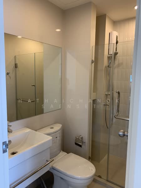 Life Asoke, Bangkok, Asoke-Dindang Road, Bang Kapi, Huai Khwang, Bangkok, 2 Bedrooms, 55 sqm, Condo For Rent, by Hathaichanok Saenset, 500402789 - DDproperty.com