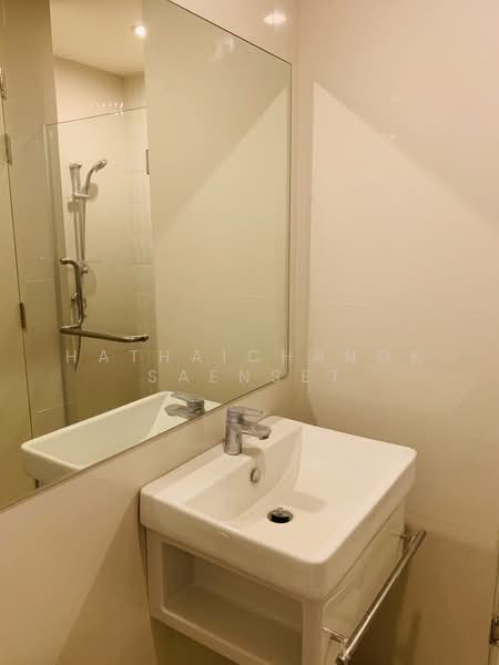 Life Asoke, Bangkok, Asoke-Dindang Road, Bang Kapi, Huai Khwang, Bangkok, 2 Bedrooms, 55 sqm, Condo For Rent, by Hathaichanok Saenset, 500402789 - DDproperty.com