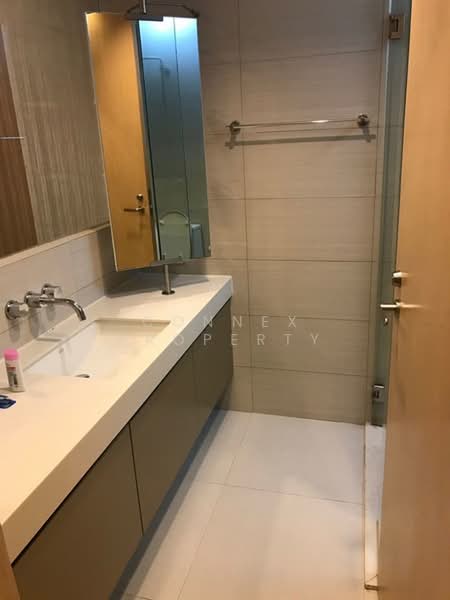 Siri At Sukhumvit, Bangkok, 902 Sukhumvit Road, Phra Kanong, Khlong Toei, Bangkok, 1 Bedroom, 50 sqm, Condo For Rent, by Connex Property, 500402857 - DDproperty.com