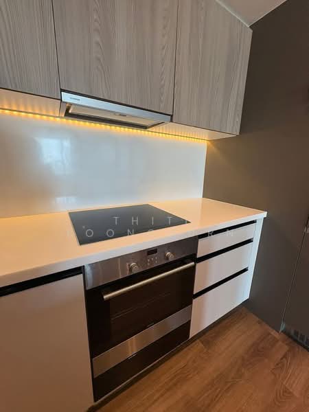 River Heaven Chareonkrung, Bangkok, 2667 Chareonkrung Road, Bang Kho Laem, Bangkok, 2 Bedrooms, 110 sqm, Condo For Rent, by Thiti Boonchurn, 500402889 - DDproperty.com