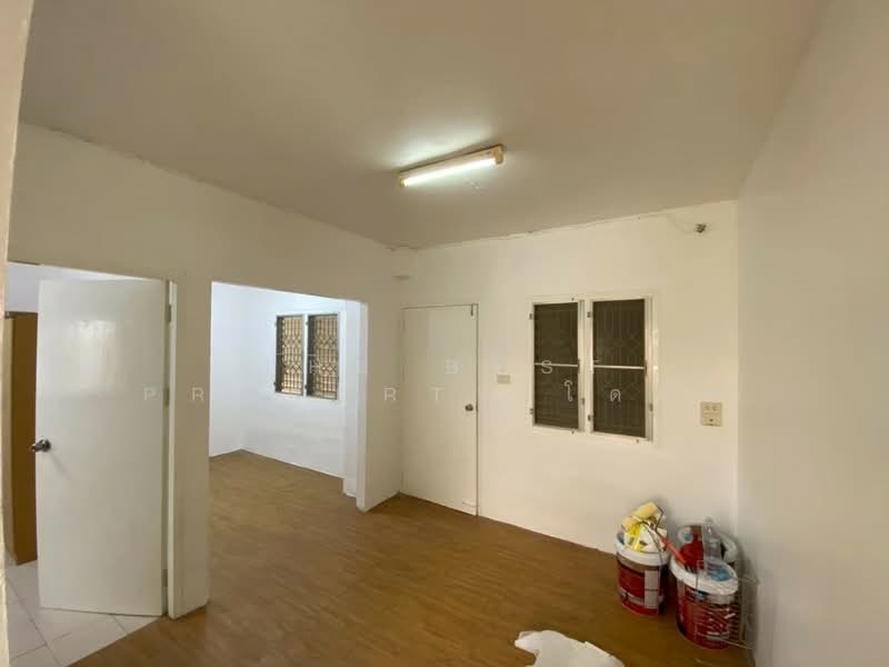 Baan Eua-Athorn Romklao 1-6, Bangkok, Kheha Rom Klao Road, Khlong Song Ton Nun, Lat Krabang, Bangkok, 1 Bedroom, 33 sqm, Condo For Sale, by The Best Property โดนัท, 500402926 - DDproperty.com
