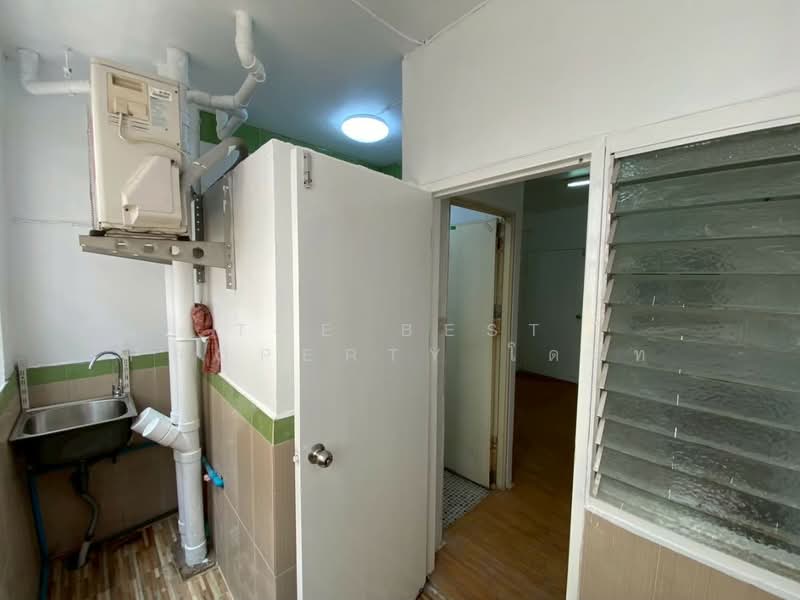 Baan Eua-Athorn Romklao 1-6, Bangkok, Kheha Rom Klao Road, Khlong Song Ton Nun, Lat Krabang, Bangkok, 1 Bedroom, 33 sqm, Condo For Sale, by The Best Property โดนัท, 500402926 - DDproperty.com