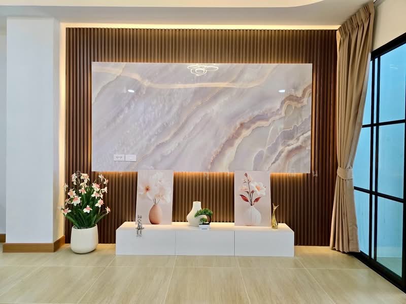 Cluster Haus, Bangkok, Soi Keha Romklao 78 Yeak 1, Saphan Sung, Bangkok, 2 Bedrooms, 160 sqm, Townhouse For Sale, by Ashiraya Suwannin, 500402989 - DDproperty.com