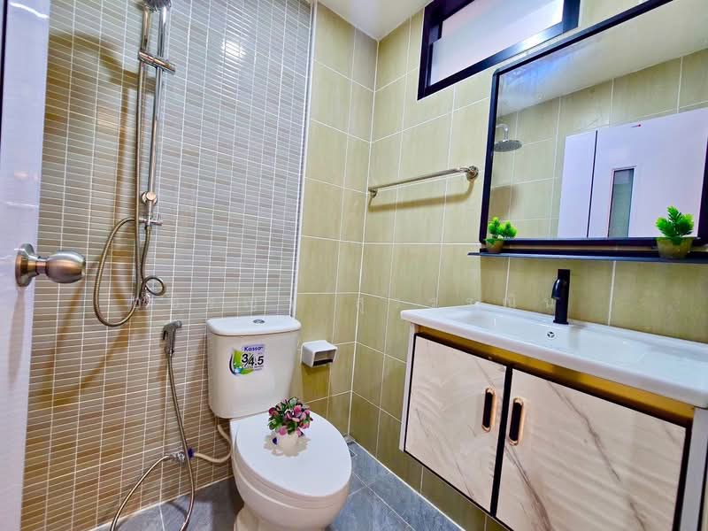 Cluster Haus : คลัสเตอร์ เฮ้าส์, กรุงเทพ, ซอย เคหะร่มเกล้า 78 แยก 1, สะพานสูง, กรุงเทพ, 160 ตร.ม., ทาวน์เฮ้าส์ ขาย, โดย อชิรญา สุวรรณิน, 500402989 - DDproperty.com