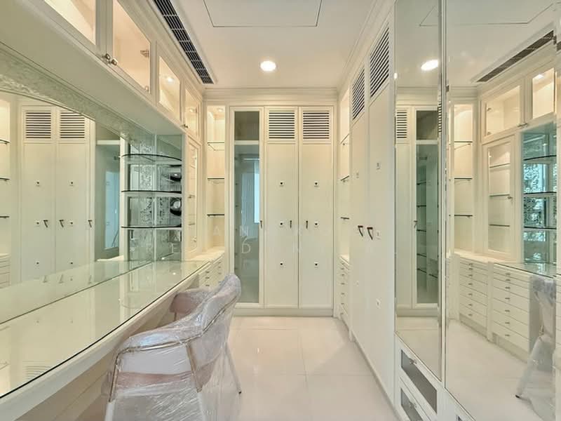 Lumpini Park View, Bangkok, Rama 4, Thung Maha Mek, Sathon, Bangkok, 3 Bedrooms, 276 sqm, Condo For Rent, by Bangkok Residential, 500403007 - DDproperty.com