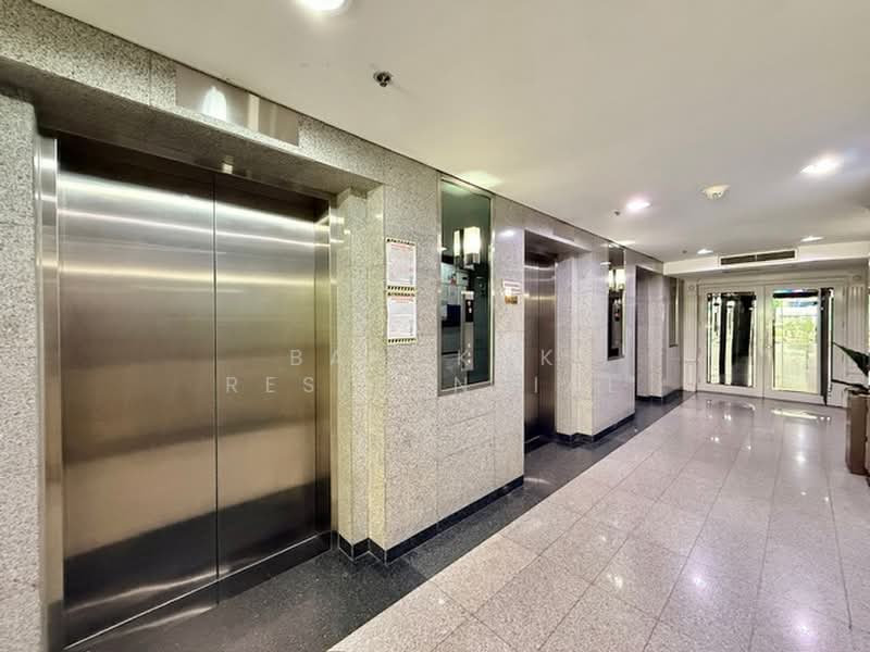 Lumpini Park View, Bangkok, Rama 4, Thung Maha Mek, Sathon, Bangkok, 3 Bedrooms, 276 sqm, Condo For Rent, by Bangkok Residential, 500403007 - DDproperty.com
