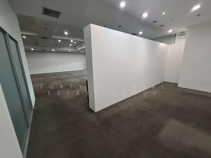 พื้นที่อเนกประสงค์ให้เช่า ทำได้ทั้ง Retail และ Office เจ้าพระยาทาวเวอร์, กรุงเทพ, สาทรใต้, ยานนาวา, สาทร, กรุงเทพ, 360 ตร.ม., สำนักงาน ให้เช่า, โดย Forty-Six Real Estate Group, 500403018 - DDproperty.com
