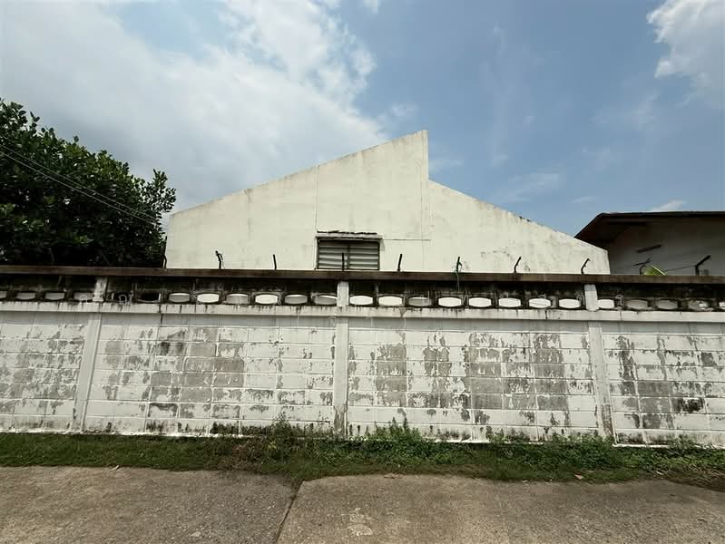 บ้านเดี่ยว ตรงข้ามปั้ม ปตท.นนทบุรี ซอยกรุงเทพนนท์14, Nonthaburi, ถนนนครอินทร์, Bang Khen, Muang Nonthaburi, Nonthaburi, 3 Bedrooms, 150 sqm, Single Detached House For Sale, by คุณ นุชนาฏ ปทุมสูตร (จ๋า), 500403036 - DDproperty.com