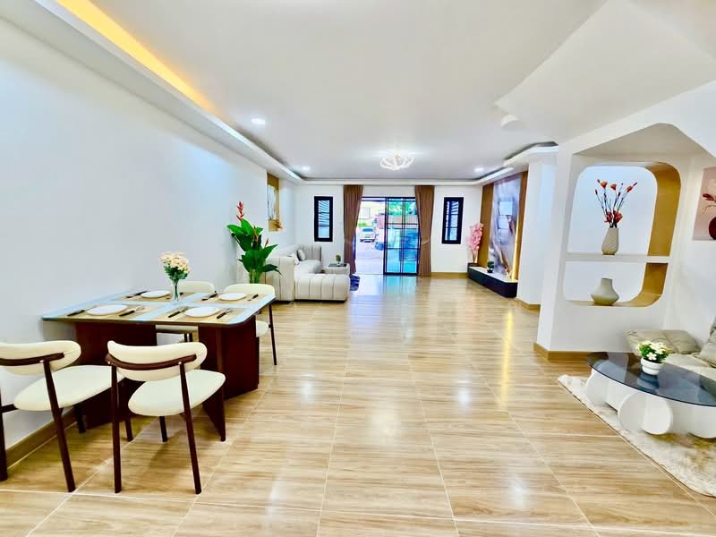The Park at Fashion, Bangkok, Ratchada-Ramintra Road, Khan Na Yao, Bangkok, 3 Bedrooms, 160 sqm, Townhouse For Sale, by Ashiraya Suwannin, 500403061 - DDproperty.com