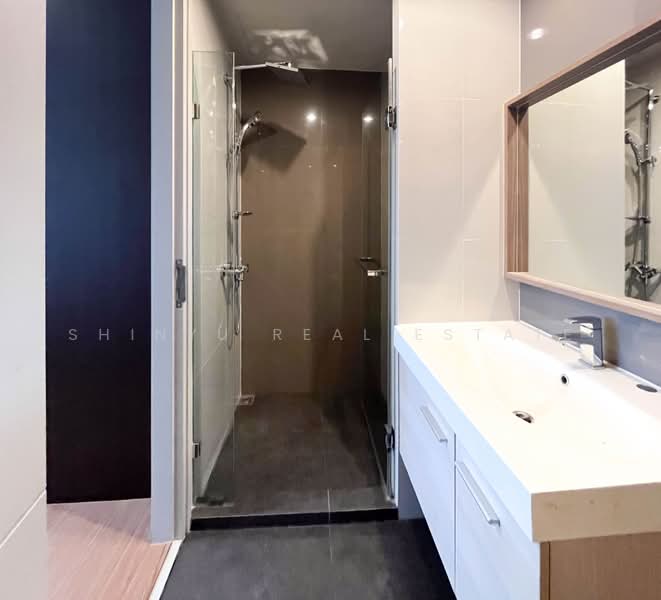 The Capital Ekamai-Thonglor, Bangkok, 2898 New Petchaburi Rd, Bang Kapi, Huai Khwang, Bangkok, 2 Bedrooms, 52 sqm, Condo For Sale, by Shinyu Real Estate, 500403131 - DDproperty.com